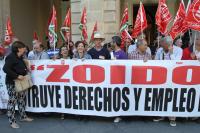 SEVILLA. 29/05/14. Pleno del Ayuntamiento. Concentracion de sindicatos. FOTOS ROCIO RUZ. ARCHSEV